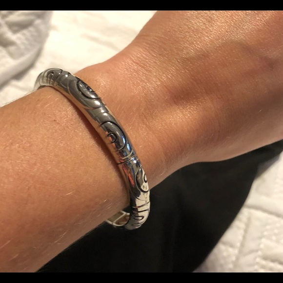 Lia Sophia Bracelet - Picture 2 of 2